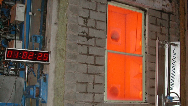 Vertical Sliding Screens Electrically operated sliding screens